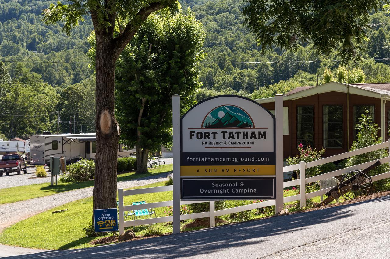 Fort Tatham Rv Resort Sylva Exterior photo
